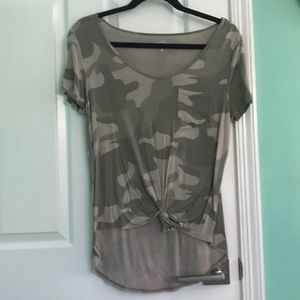 Hollister Camo Must Have Top